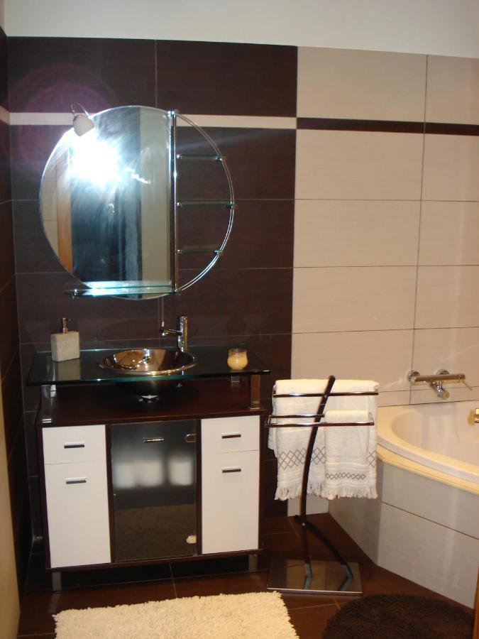 Quinze - Luxurious 3 Bedroom With Private Pool And Games & Amazing Views Villa Ponta Delgada (Madeira)
