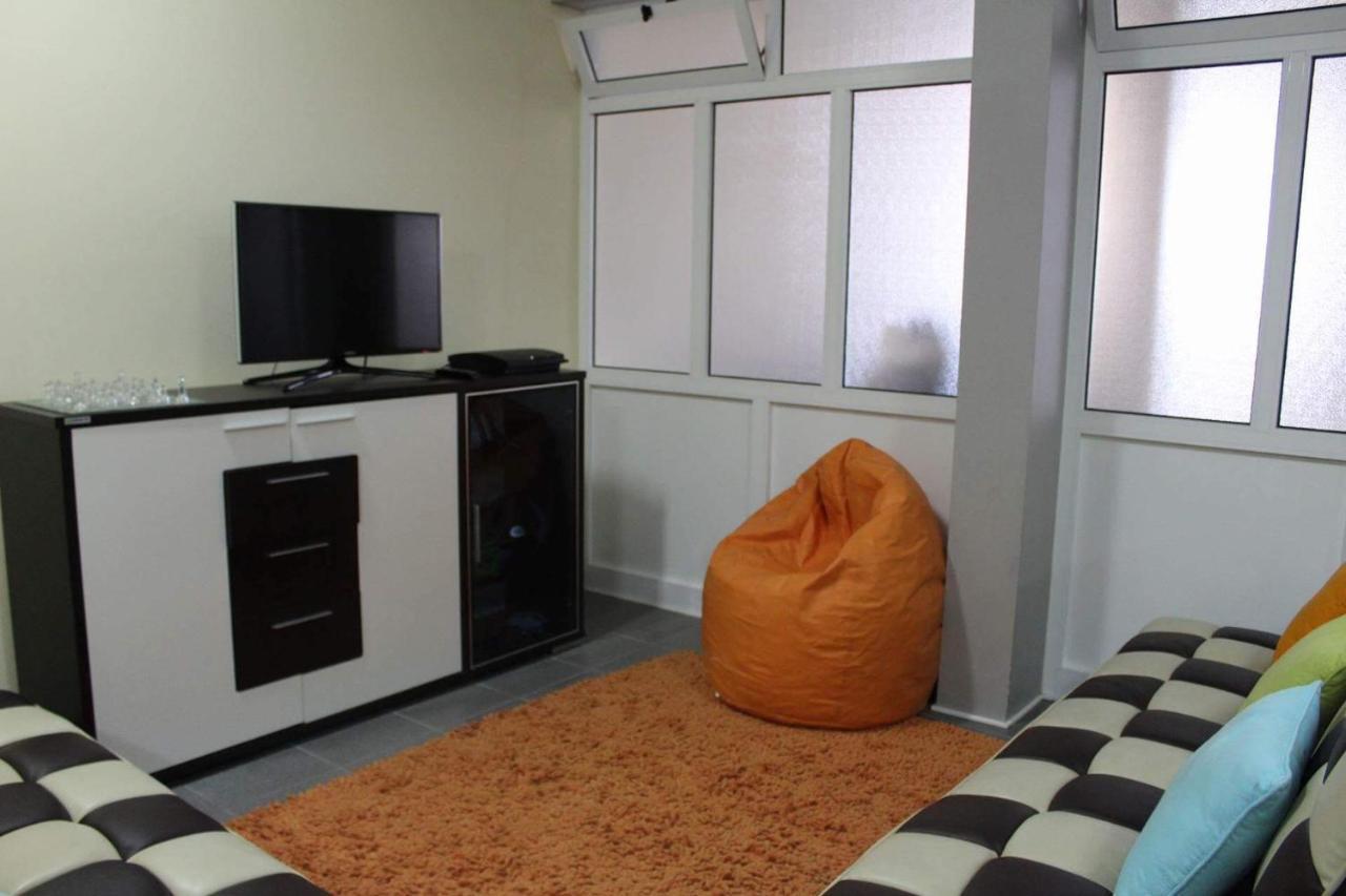 Quinze - Luxurious 3 Bedroom With Private Pool And Games & Amazing Views Ponta Delgada (Madeira)