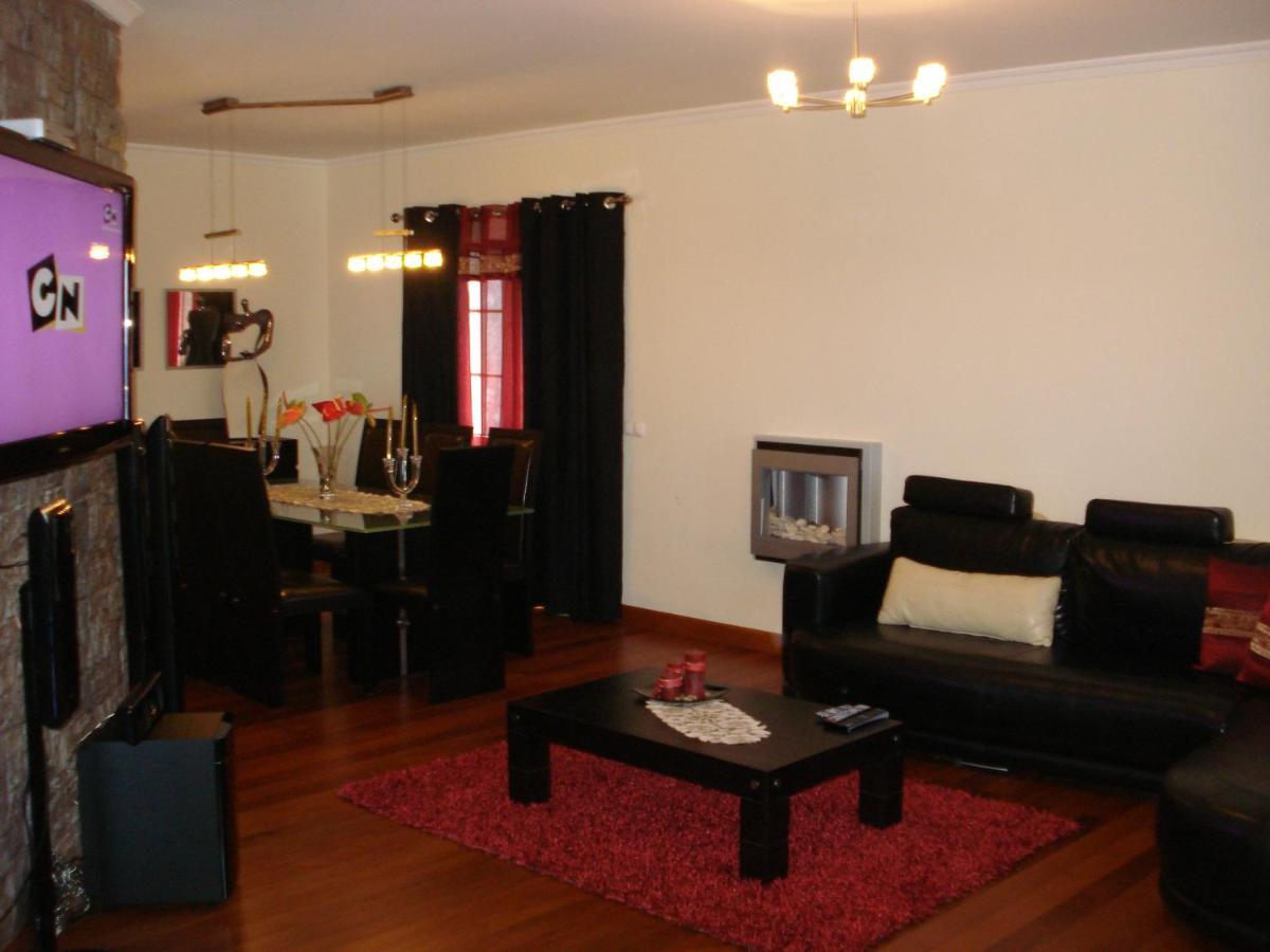 Quinze - Luxurious 3 Bedroom With Private Pool And Games & Amazing Views * Ponta Delgada - Madeira