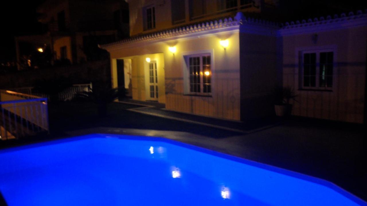 Quinze - Luxurious 3 Bedroom With Private Pool And Games & Amazing Views Ponta Delgada - Madeira